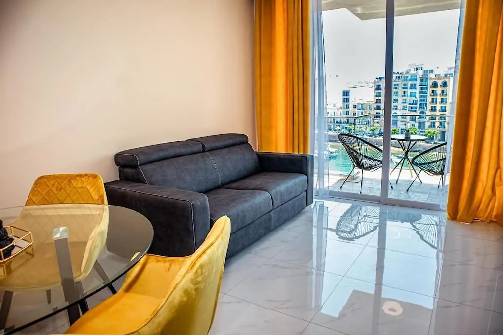 Stylish Seafront Spinola Apartment St. Julian's 0*,  Malta