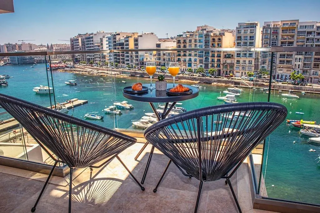 Stylish Seafront Spinola Apartment St. Julian's