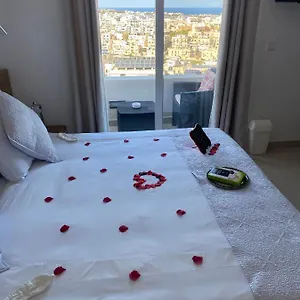  Bed & Breakfast Escape To St Julians