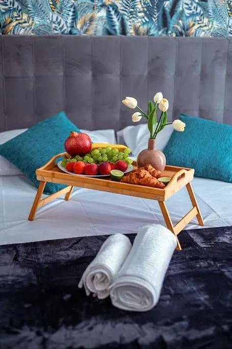Stylish Seafront Spinola Apartment Saint Julian's Malta